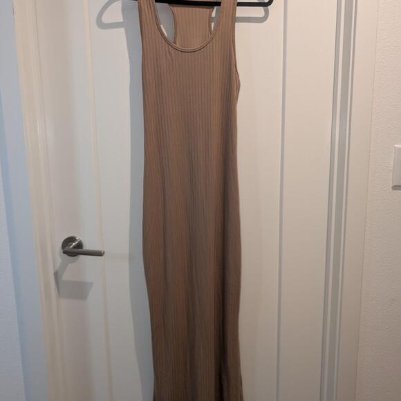 Hot Kiss Accessories - Hot Kiss tan maxi dress #maxidress #summerdress #beachwear